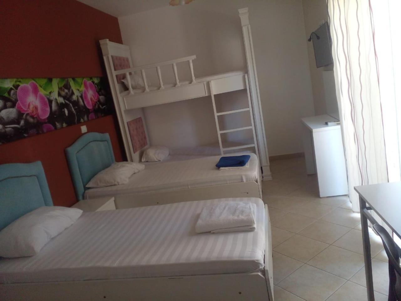Ideal Hotel